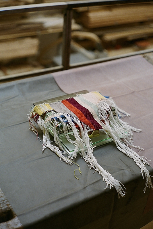 https://www.olgamicinska.com/files/gimgs/th-1_Amanda_workbench_minimini.jpg